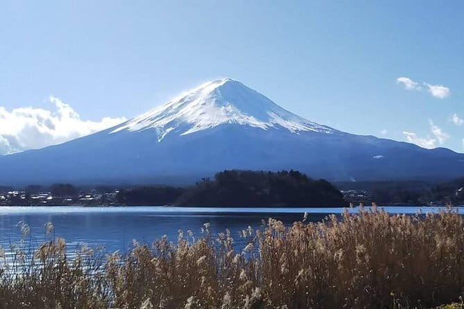 Mount Fuji and Hakone Private Day Trip by Car/Van - in English - Lake Kawaguchiko, the easiest Fuji base