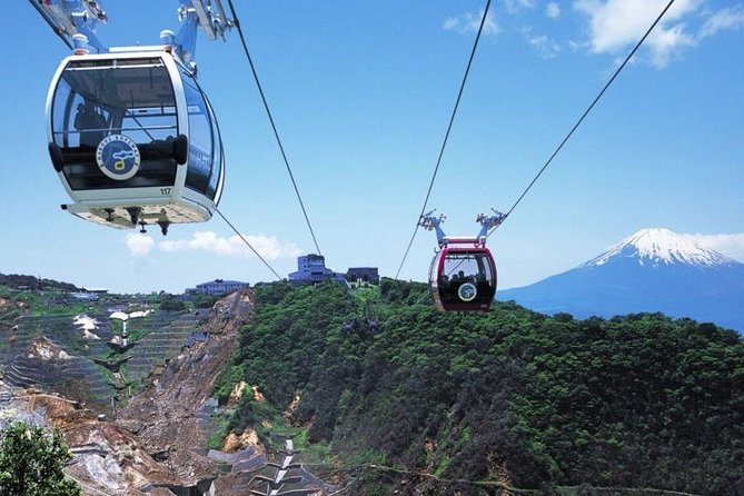 Mt. Fuji 5th Station, Owakudani Ropeway, Pirate Ship plus Outlet shopping! - Guides, language, and the coach experience