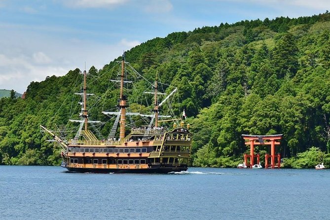 Mt. Fuji 5th Station, Owakudani Ropeway, Pirate Ship plus Outlet shopping! - Who should book this Fuji and Hakone combination