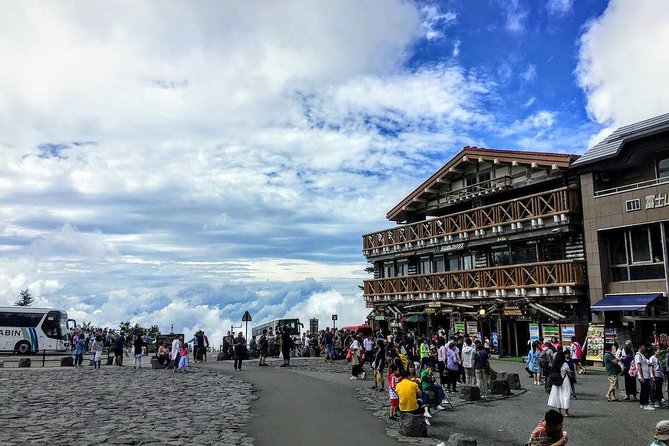 Mt Fuji and Hakone 1-Day Bus Tour Return by Bullet Train - Guides who make the long day easier