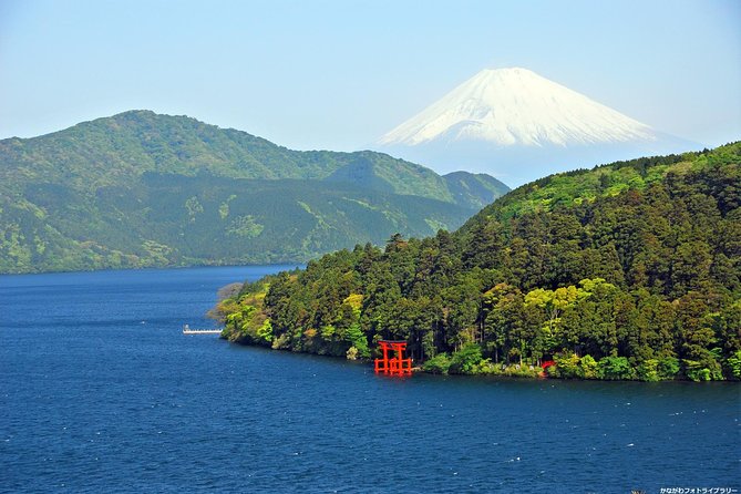 Mt. Fuji and Hakone Day Trip From Tokyo with Bullet Train Option - Owakudani Valley and its sulfur vents