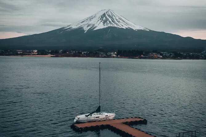 Mt. Fuji and Lake Kawaguchi Day Trip with Private Car - The Narusawa Ice Cave and Fugaku Wind Cave