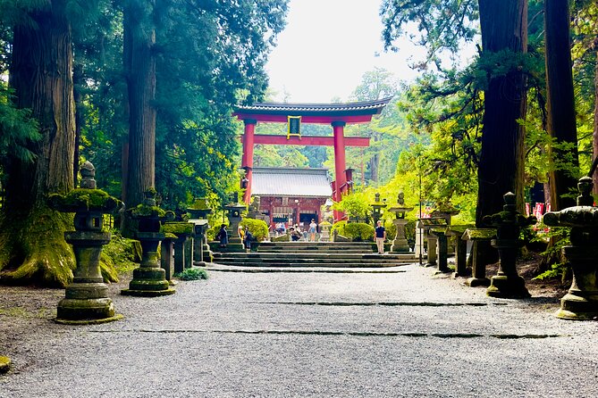 Mt. Fuji, Cherry Blossom & Shiba Sakura Pvt. Day Tour - Oshino Hakkai: clear springs and a village atmosphere