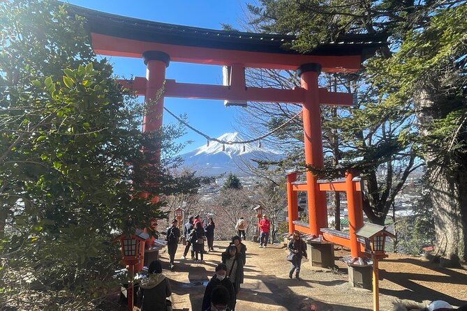 Mt FUJI - Panoramic Tour w/ Hoto Lunch, JP Sake & Onsen tatto OK! - Starting in Shinjuku at 7:30 a.m.