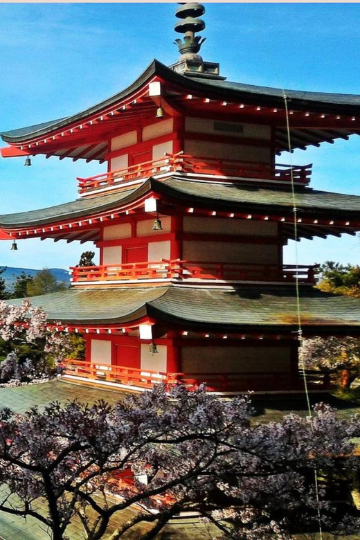 Mt Fuji Sightseeing Private tour with English Speaking Guide - Oshino Hakkai and the Fuji Sengen shrine