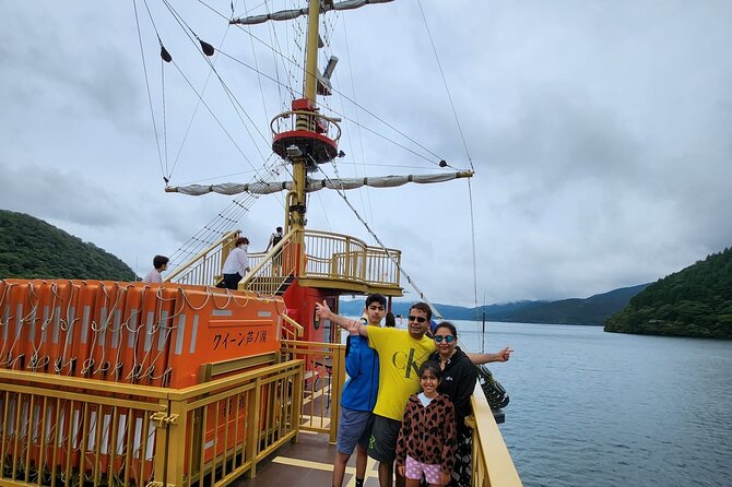 Mt.Fuji view Hakone Private tour with English speaking driver - Lake Ashi sets the tone