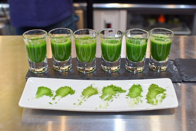 【NEW】Matcha Making Experience and Matcha Comparison in Tokyo - Starting With a Welcome Drink and Tea Basics