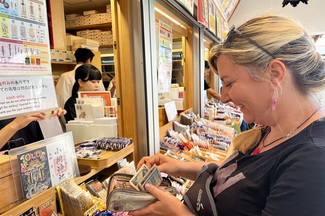 Nihonbashi Ningyocho Tour Seven Lucky Shrines and Treats - What the private format changes