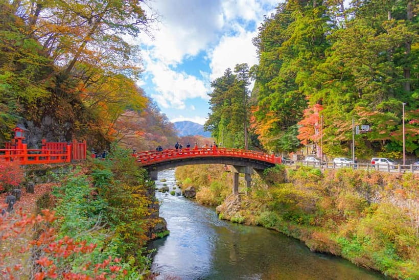Nikko: Kegon Falls, Lake Chuzenji & Toshogu Temple - Shinkyo Bridge, Nikko’s red gateway