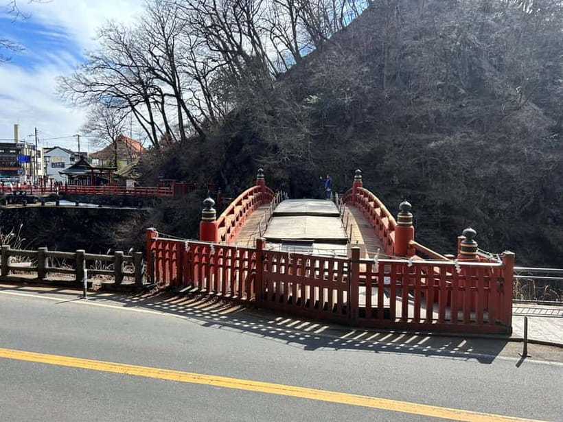 Nikko: Kegon Falls, Lake Chuzenji & Toshogu Temple - Lake Chuzenji and Mount Nantai