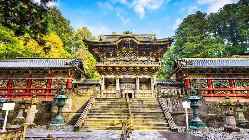 Nikko: Private Walking Tour with Local Guide - Kegon Falls from above and below