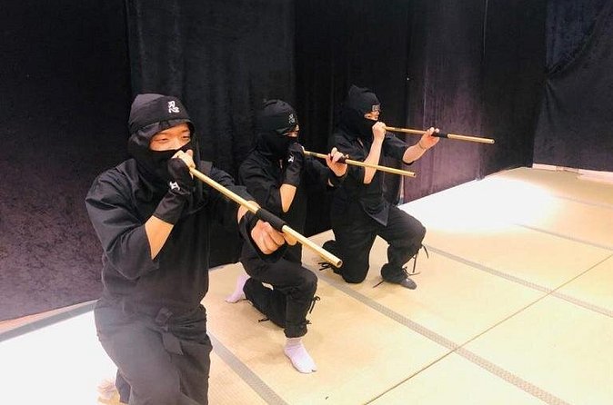 Ninja Experience (Family Friendly) at Samurai Ninja Museum TOKYO - Following the treasure hunt