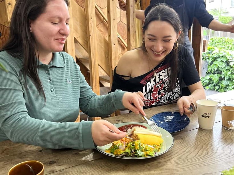 NO DIET CLUB - Unique local food tour in Tokyo ! - Takoyaki, omurice, and curry pan: what the food tells you