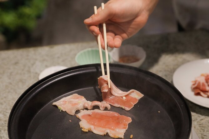 Okonomiyaki making experience~Japanese popular food - Why the private format matters