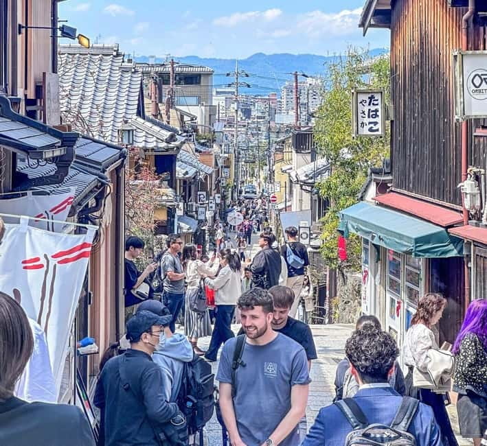 Osaka/Kyoto/Nara: Private Full-Day Sightseeing Tour - Kodaiji Temple, Yasaka Shrine, and old Kyoto streets