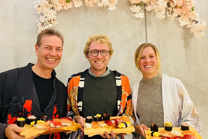 Popular Sushi Making Class near Tokyo Tower - Who will enjoy this most