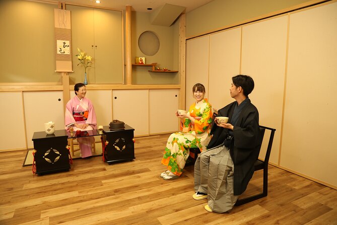 Practicing Zen through Japanese Tea Ceremony - The tea master sets the pace