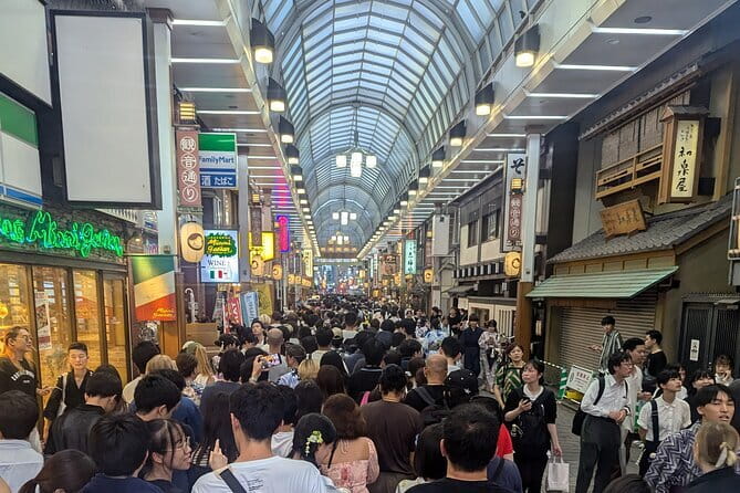 Private 6hr Tokyo Essentials Tour of Tradition and Modernity - Key points at a glance