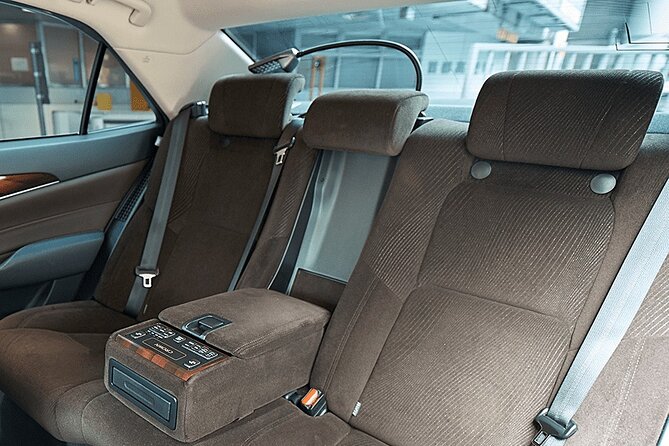 Private arrival Transfer from Narita Airport(NRT) to central Tokyo city - Luggage limits and vehicle choice