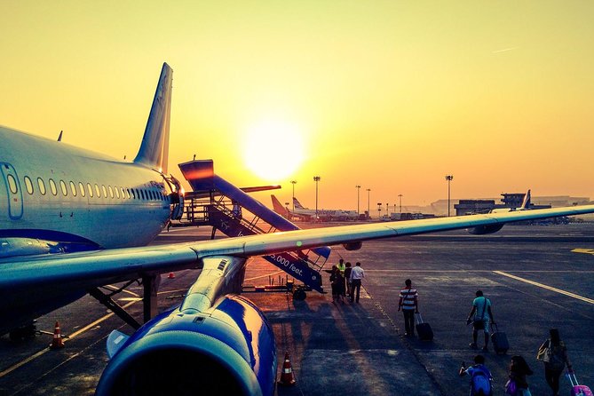 Private Arrival Transfer : Narita International Airport to Central Tokyo City - Meeting your chauffeur after customs