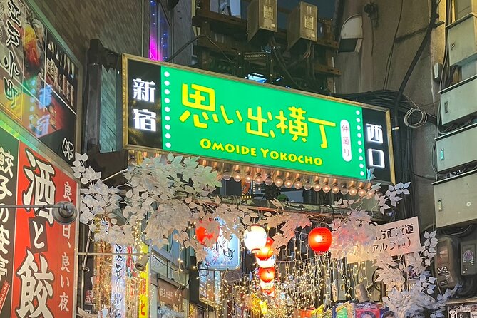 Private Bar Hopping Tour in Shinjuku, Tokyo - Kabukicho Shows a Different Side of Shinjuku