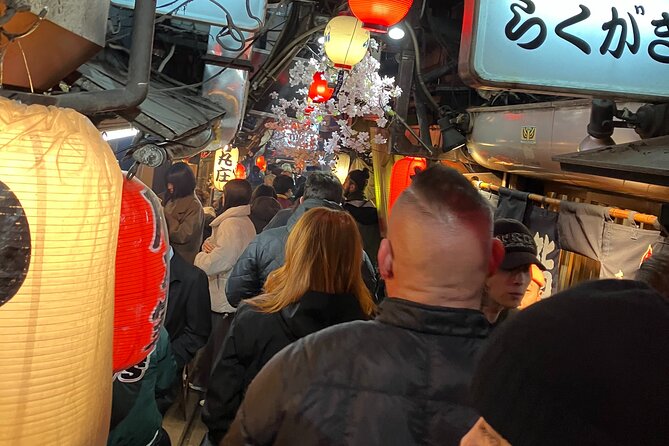 Private Bar Hopping Tour in Shinjuku, Tokyo - The Private Format and the Guide Matter
