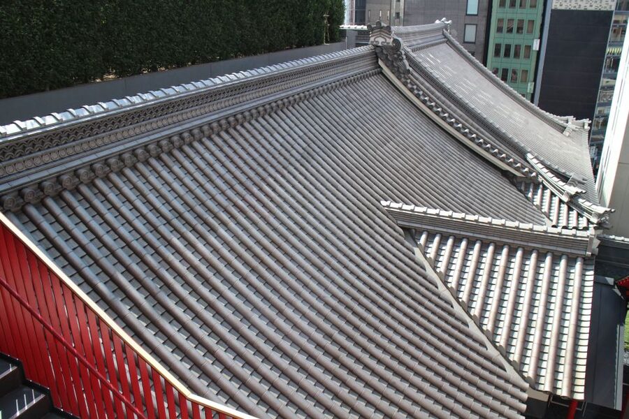 Private Ginza Architecture Tour - Mikimoto Ginza 2 and the value of looking up