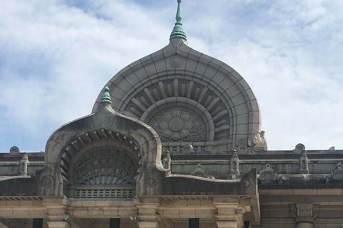 Private Ginza Architecture Walking Tour - Tsukiji Hongwanji Temple, a striking opening stop
