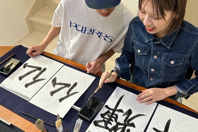 Private Japanese Calligraphy Class in Shibuya Tokyo - Tea, Matcha, and the Pace of the Visit