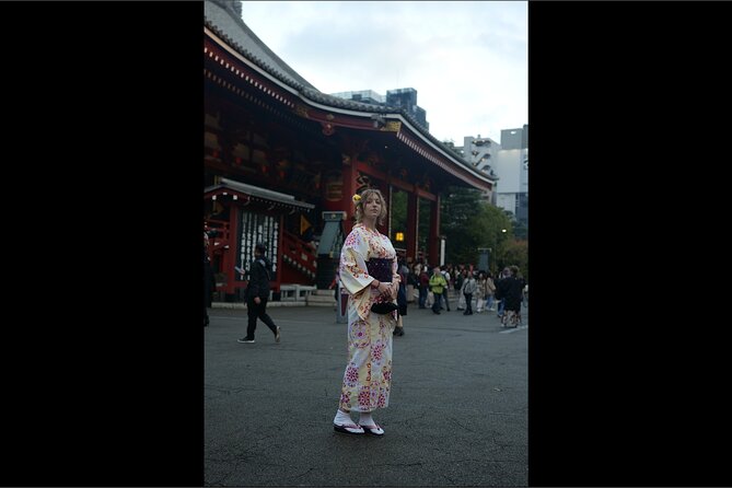 Private Kimono Photo Shooting tour at Asakusa by Local Japanese - The five-story pagoda and Asakusa Shrine