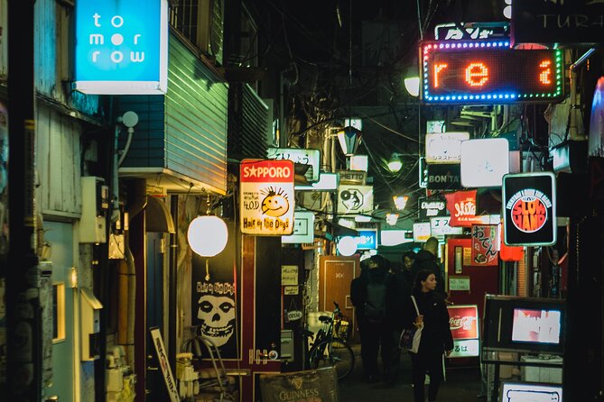 Private Shinjuku Nightlife Walking Tour & Golden-Gai Bar Crawl - Omoide Yokocho and its tiny eateries