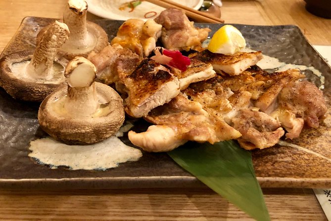 Private Tokyo food scene 6 hour experience: Depatika, street food, izakaya - Who should book this experience?