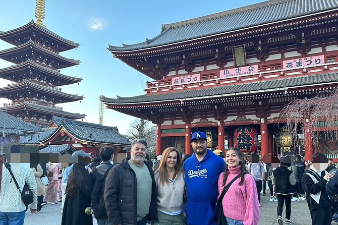 Private Tour Guide in English or Spanish (Español) - Akihabara for electronics, anime, and pop culture