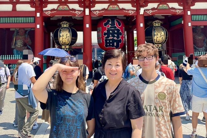 Private Tour Guide in English or Spanish (Español) - Ueno, museums, park space, and local texture