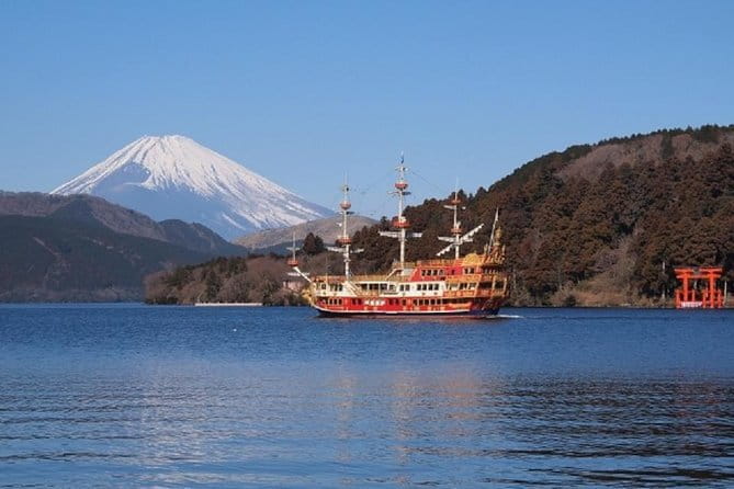 Private Tour - Hakone Day Trip! A Tour to Explore All Must-Sees! - cu-mo Hakone, foot baths, and a high mountain pause