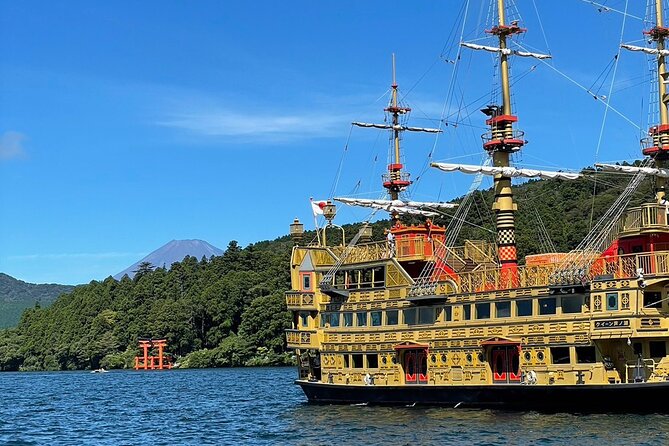 Private Tour to Mt Fuji and Hakone with English Speaking Driver - Chureito Pagoda and the climb