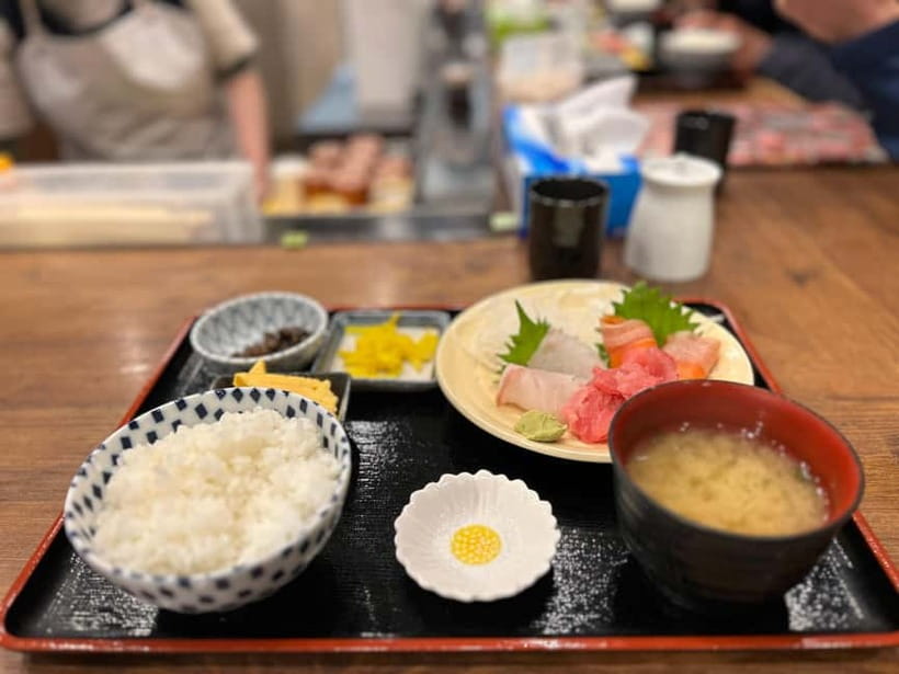 Private Toyosu & Tsukiji Market Adventure with Tuna Auction - Breakfast at Toyosu or Tsukiji
