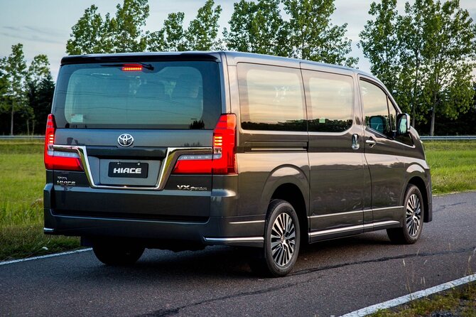Private Transfer from Narita Airport NRT to Tokyo City by Van - A calm first hour after landing at Narita