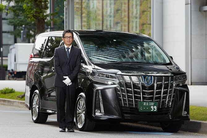 Private Transfer from Tokyo to Haneda Airport - Vehicle size is the most important detail