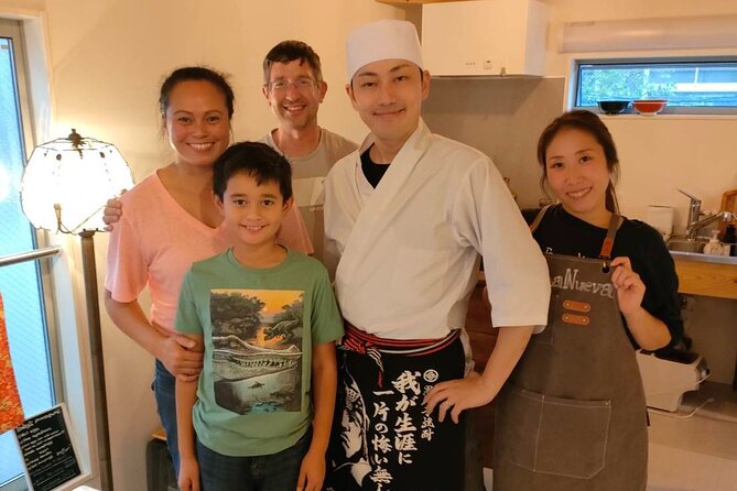 Ramen & Dumpling Cooking in Tokyo with Chef/Vegan possible - The hosts make the meal personal