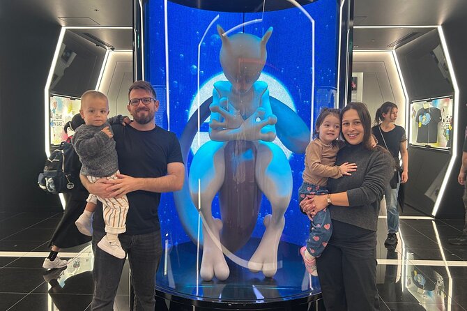 Real Anime Culture Tour in Shibuya: Food, Shopping & Game Fun - Starting beside the Moyai Statue