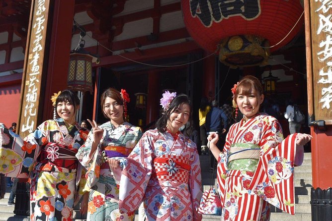 Ride a rickshaw wearing a kimono in Asakusa! Enjoy authentic traditional culture! - Why a Kimono and Rickshaw Fit Asakusa