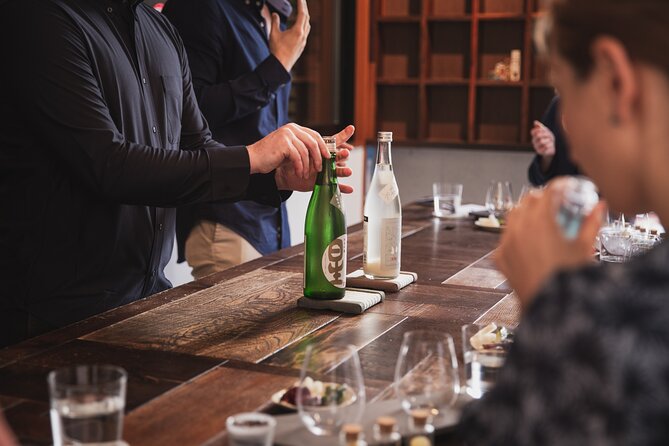Sake Omakase in Tokyo: Guided Tasting by Certified Sommeliers - Course four: the vessel changes the experience