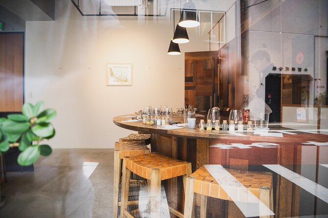 Sake Omakase in Tokyo: Guided Tasting by Certified Sommeliers