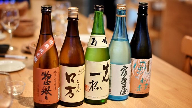 Sake Tasting Masterclass in Shinjuku (8+ Varieties with a Pro) - The Small Group Makes the Class More Personal