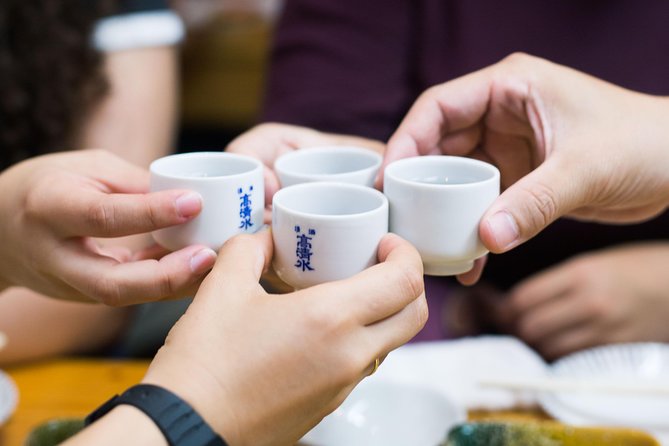 Sake Tasting Masterclass in Shinjuku (8+ Varieties with a Pro) - Meeting in Shinjuku and Planning the Afternoon