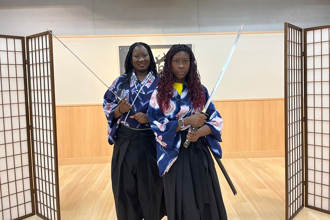 Samurai Experience in Tokyo / SAMURAI've - Learning samurai etiquette before sword work