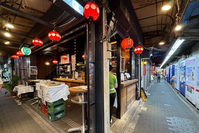 Samurai Guide Sho’s:Kichijoji Night Training–Drink & Dish Pairing - Stop three: sushi and the final sake pairing