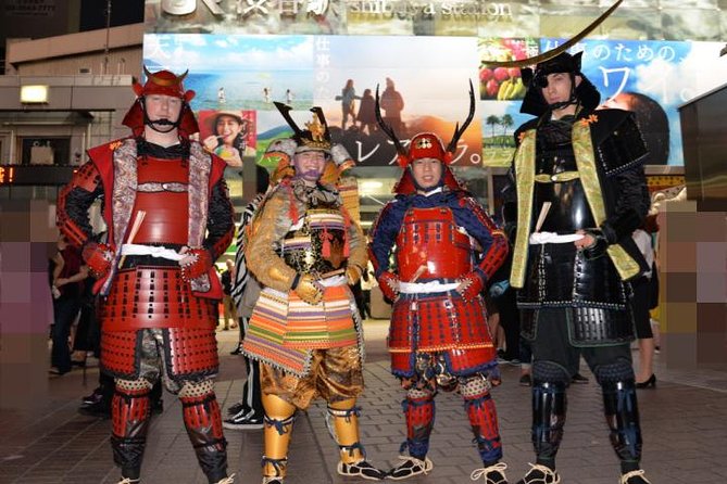 Samurai photo shooting at Street in Shibuya - Who will enjoy this most?