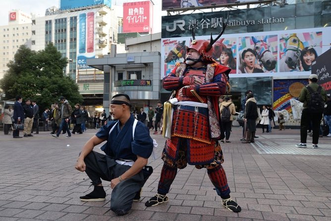 Samurai photo shooting at Street in Shibuya - From a quiet studio to the streets of Shibuya
